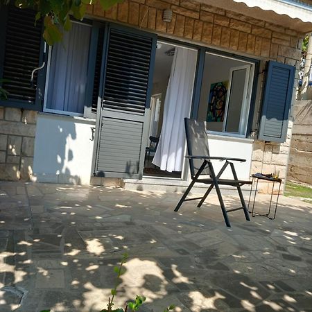 Apartments Viktorija Пула Екстериор снимка