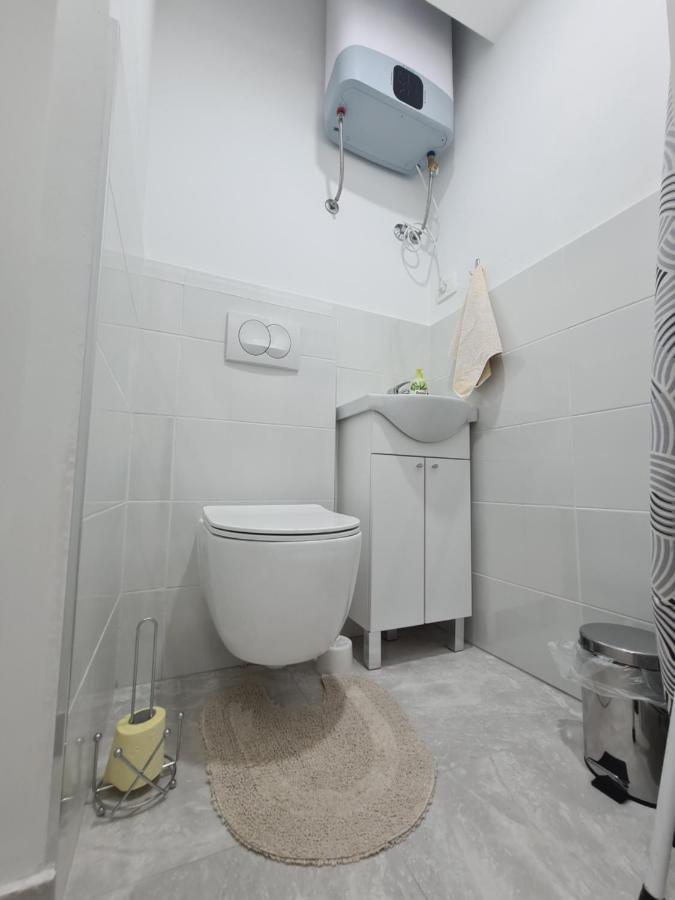 Apartments Viktorija Пула Екстериор снимка