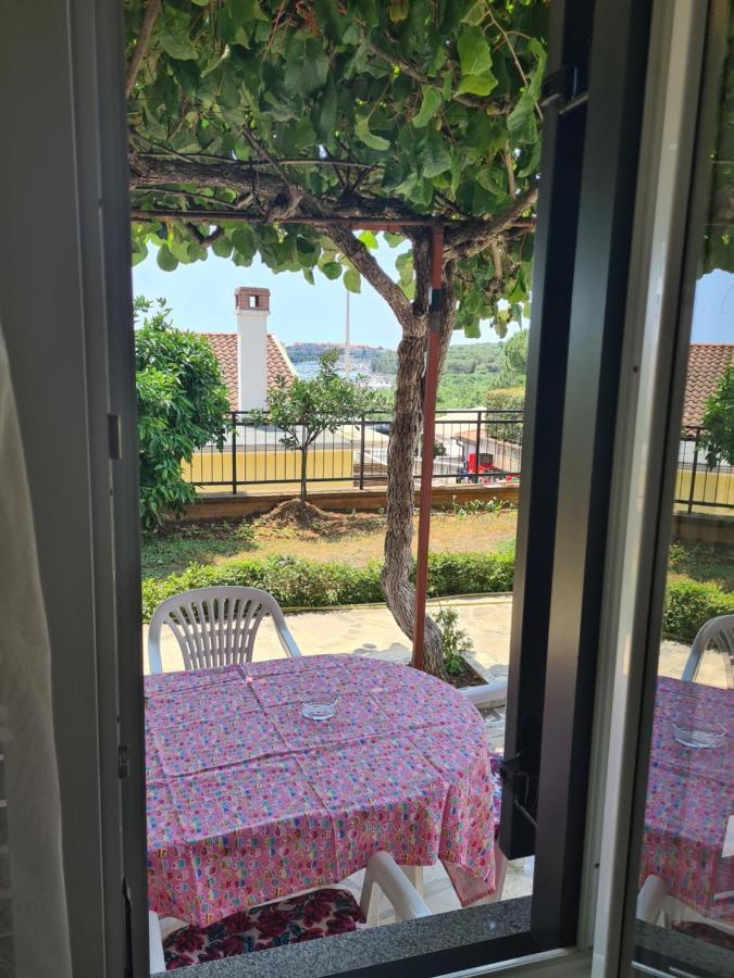 Apartments Viktorija Пула Екстериор снимка
