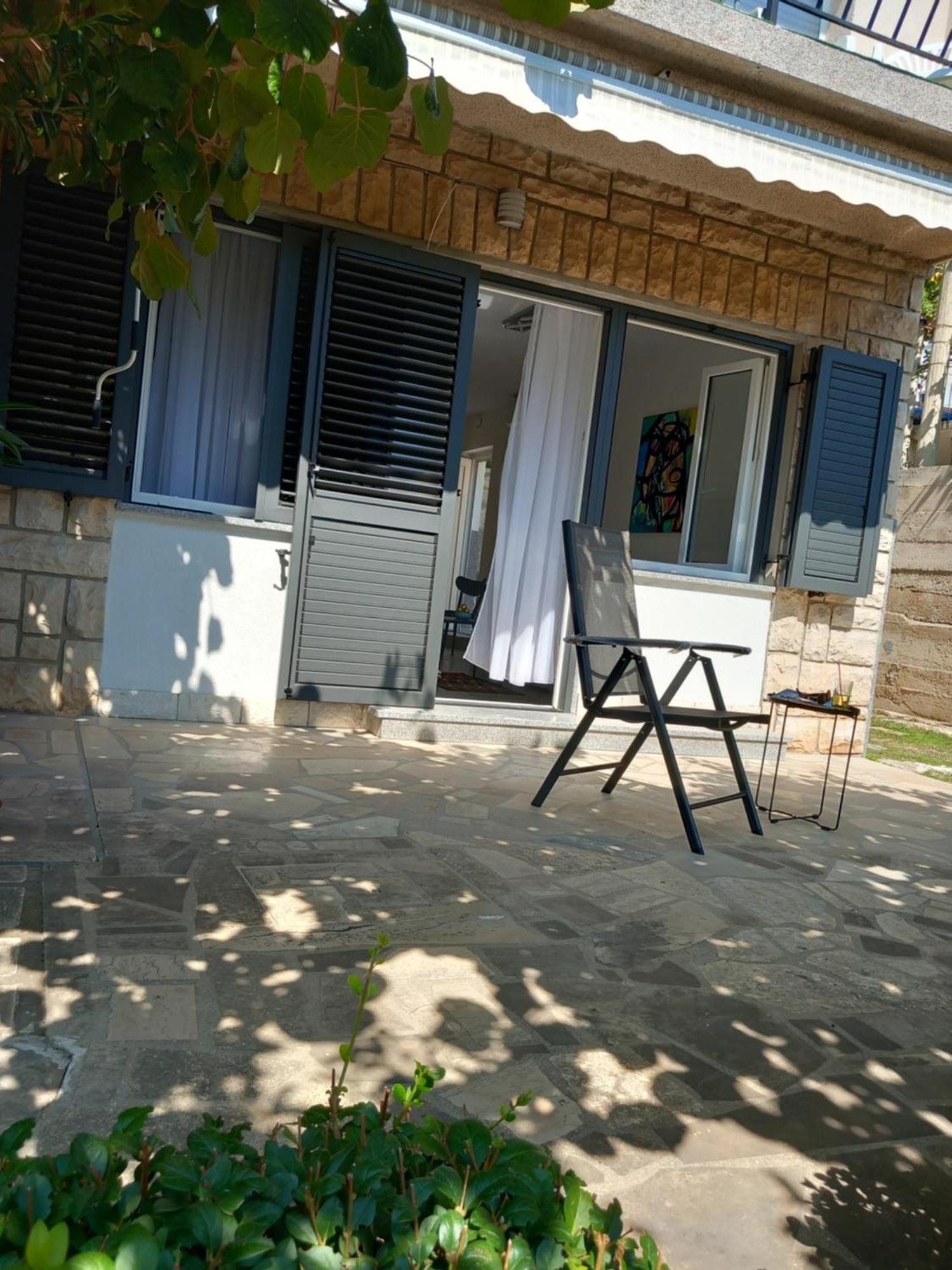 Apartments Viktorija Пула Екстериор снимка